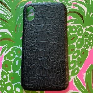 Chic Geeks iPhone XR case